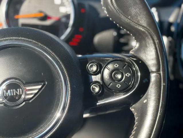 2017 MINI Cooper Clubman Cooper