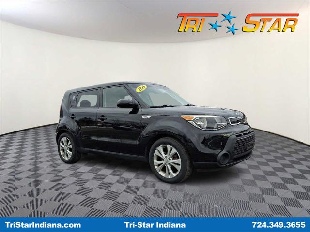 2015 Kia Soul + 2015 Kia Soul +