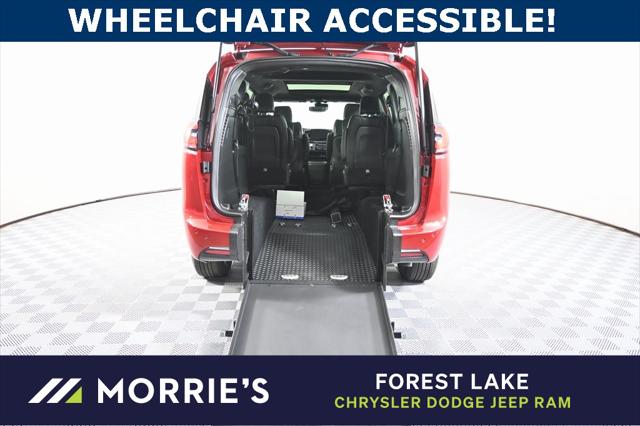 2025 Chrysler Pacifica Select 2025 Chrysler Pacifica Select