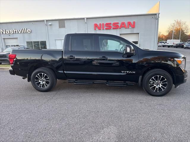 2024 Nissan TITAN Crew Cab SV 4x4 2024 Nissan TITAN Crew Cab SV 4x4