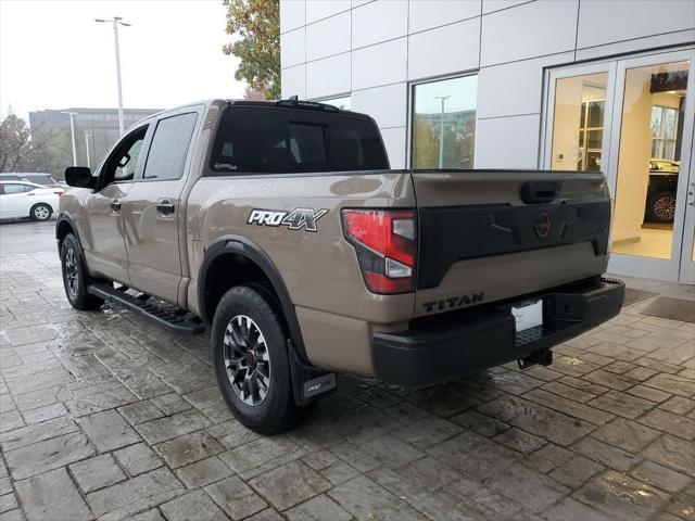 2024 Nissan TITAN Crew Cab PRO-4X 4x4