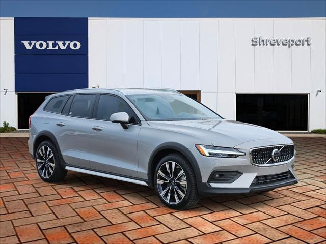 2025 Volvo V60 Cross Country B5 Ultra