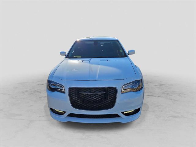 2022 Chrysler 300 Touring L