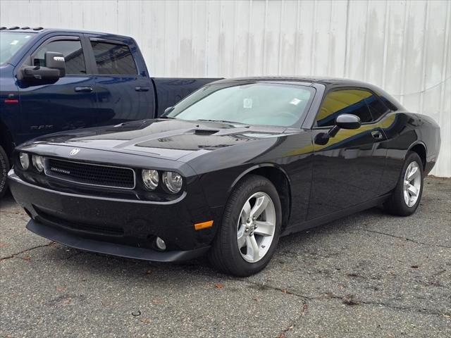 2009 Dodge Challenger SE