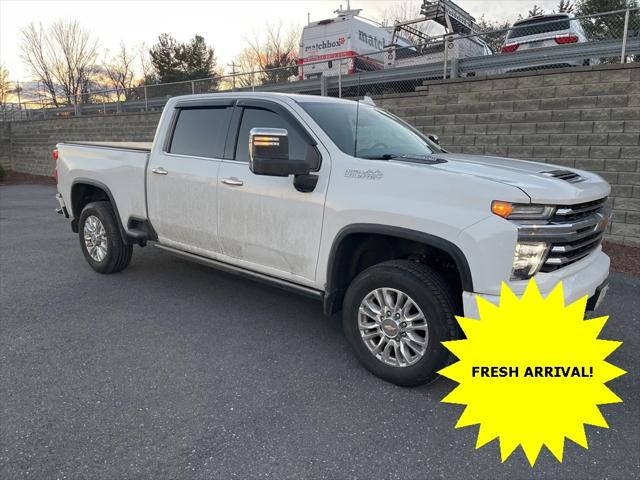 2022 Chevrolet Silverado 2500HD 4WD Crew Cab Standard Bed High Country 2022 Chevrolet Silverado 2500HD 4WD Crew Cab Standard Bed High Country