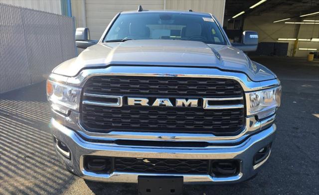 2024 RAM 2500 Big Horn Crew Cab 4x4 64 Box