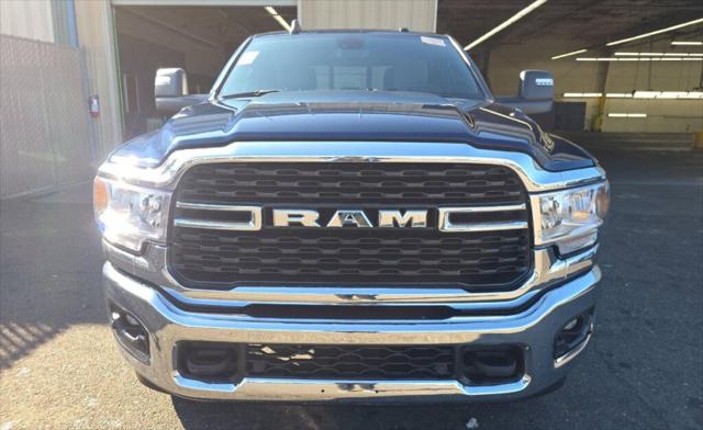 2024 RAM 2500 Big Horn Crew Cab 4x4 64 Box