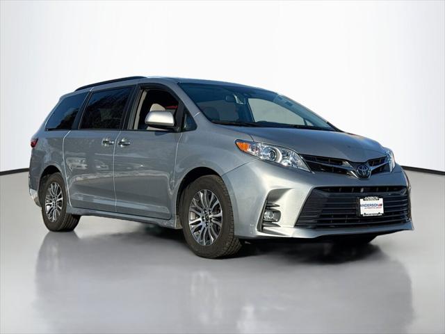 2020 Toyota Sienna XLE Premium
