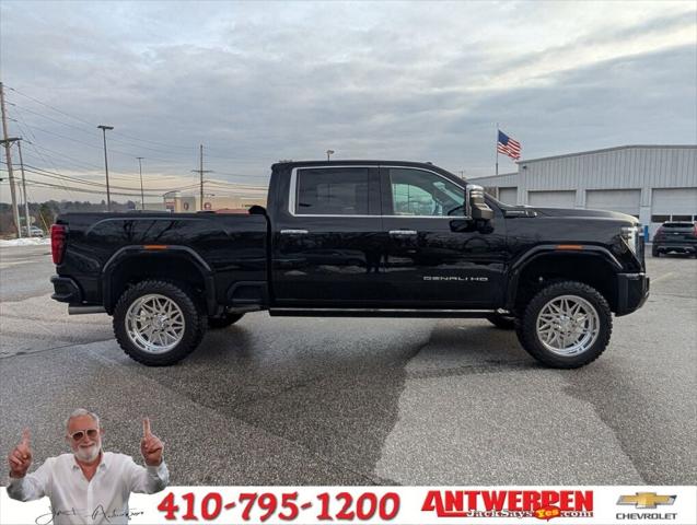 2024 GMC Sierra 3500HD 4WD Crew Cab Standard Bed Denali Ultimate