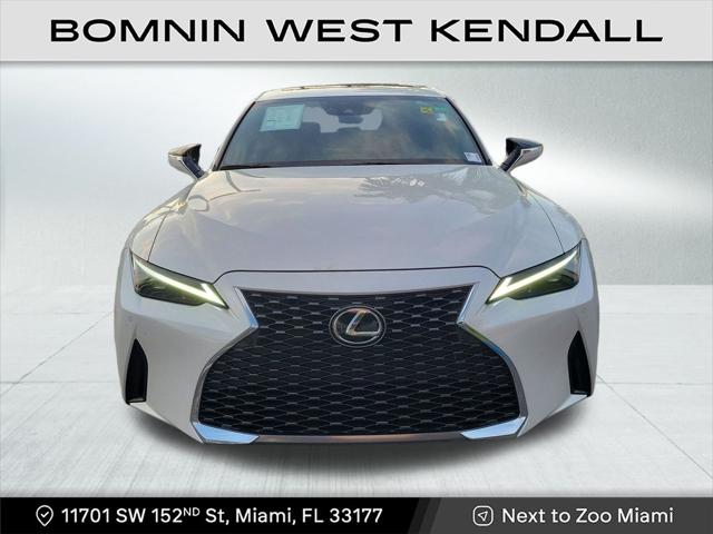 2023 Lexus IS 300 300 2023 Lexus IS 300 300