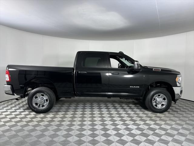 2024 RAM 2500 Big Horn Crew Cab 4x4 64 Box