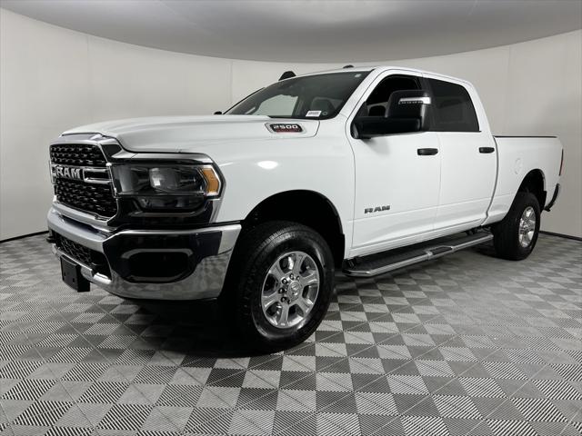 2024 RAM 2500 Big Horn Crew Cab 4x4 64 Box 2024 RAM 2500 Big Horn Crew Cab 4x4 64 Box