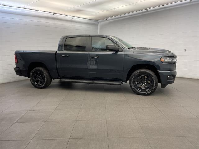 2026 RAM Ram 1500 RAM 1500 EXPRESS CREW CAB 4X4 57 BOX