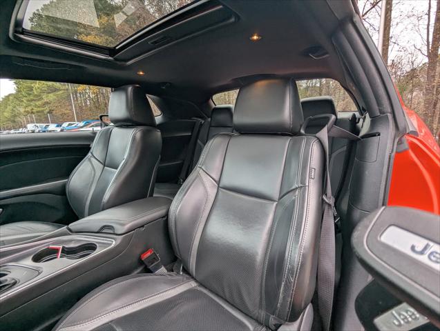 2016 Dodge Challenger R/T Plus