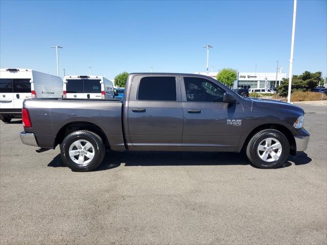 2022 RAM 1500 Classic SLT Crew Cab 4x2 57 Box