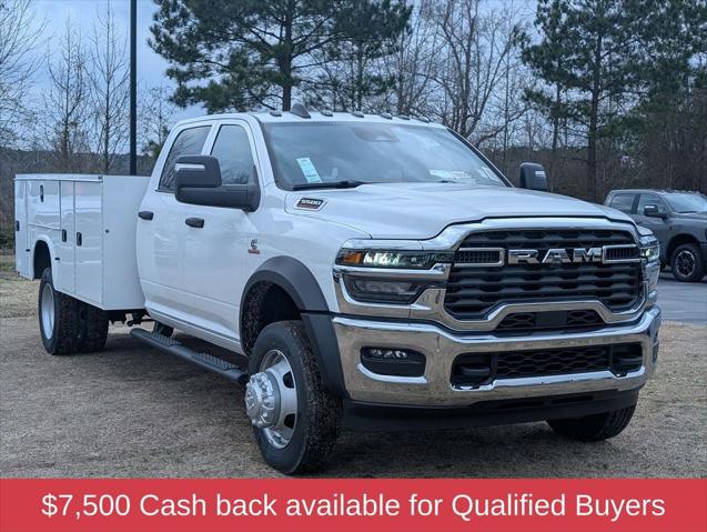2026 RAM 5500 Chassis RAM 5500 TRADESMAN CHASSIS CREW CAB 4X4 84 CA