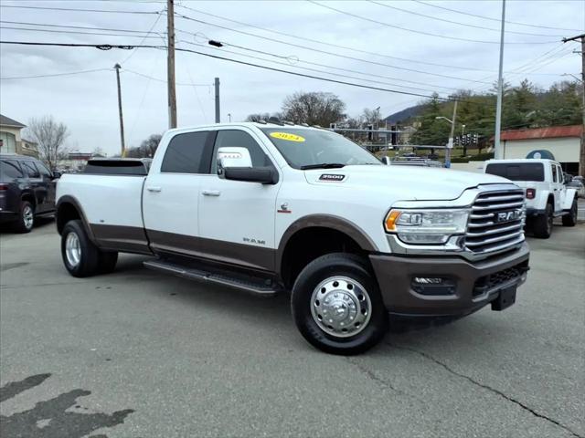 2024 RAM 3500 Limited Longhorn Crew Cab 4x4 8 Box