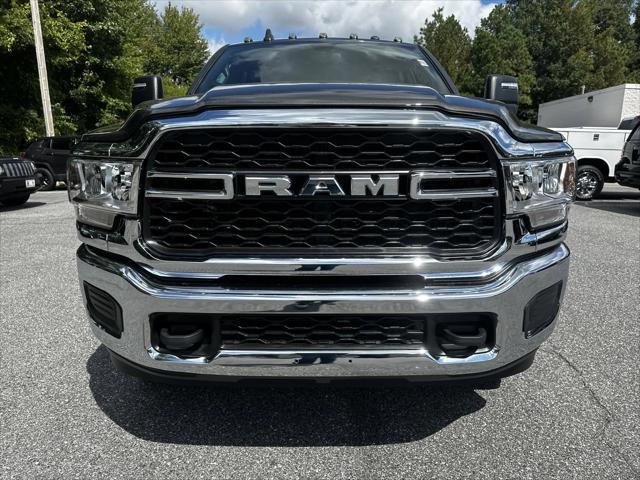 2024 RAM 2500 Tradesman Crew Cab 4x4 64 Box