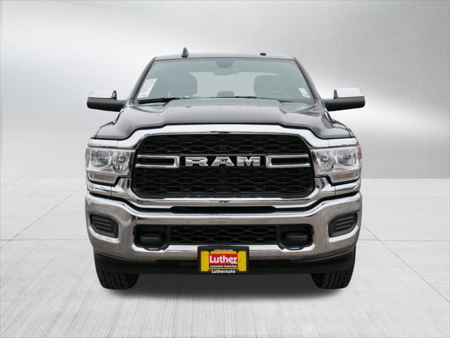 2022 RAM 2500 Tradesman Crew Cab 4x4 64 Box 2022 RAM 2500 Tradesman Crew Cab 4x4 64 Box