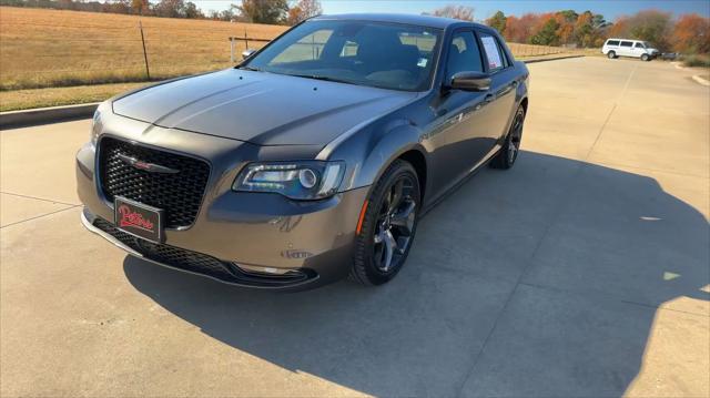 2022 Chrysler 300 S