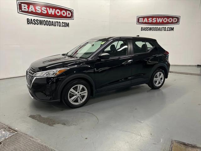 2024 Nissan Kicks S Xtronic CVT 2024 Nissan Kicks S Xtronic CVT