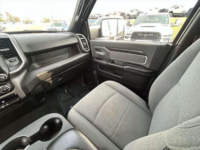 2022 RAM 2500 Big Horn Crew Cab 4x4 8 Box 2022 RAM 2500 Big Horn Crew Cab 4x4 8 Box