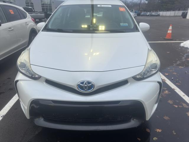 2016 Toyota Prius v Four 2016 Toyota Prius v Four