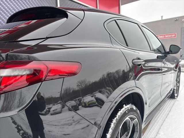 2023 Alfa Romeo Stelvio Veloce AWD
