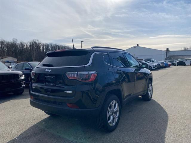 2026 Jeep Compass COMPASS LATITUDE 4X4