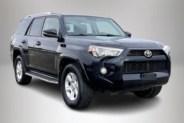 2017 Toyota 4Runner SR5 2017 Toyota 4Runner SR5