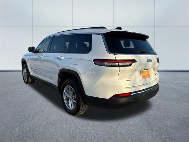 2023 Jeep Grand Cherokee L Laredo 4x4