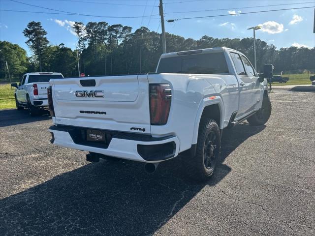 2024 GMC Sierra 2500HD 4WD Crew Cab Long Bed AT4