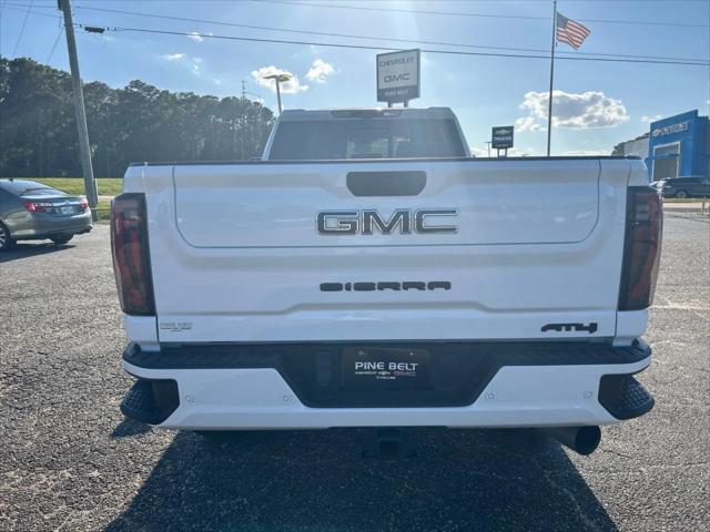 2024 GMC Sierra 2500HD 4WD Crew Cab Long Bed AT4