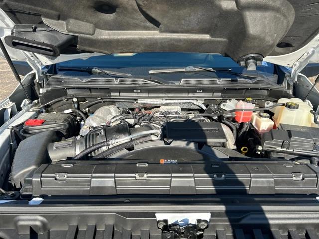 2024 GMC Sierra 2500HD 4WD Crew Cab Long Bed AT4