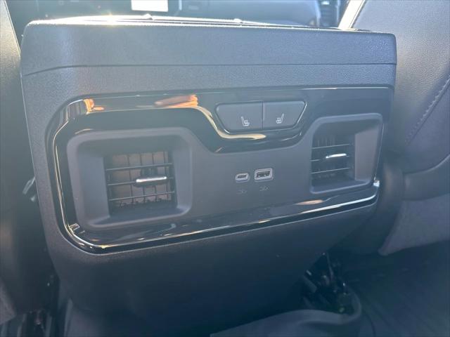 2024 GMC Sierra 2500HD 4WD Crew Cab Long Bed AT4