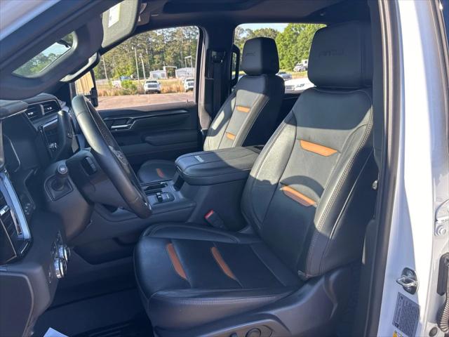 2024 GMC Sierra 2500HD 4WD Crew Cab Long Bed AT4