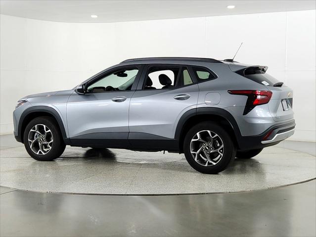 2025 Chevrolet Trax FWD LT