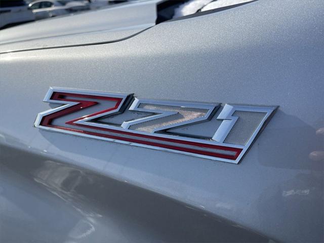 2022 Chevrolet Silverado 1500 4WD Crew Cab Standard Bed LT