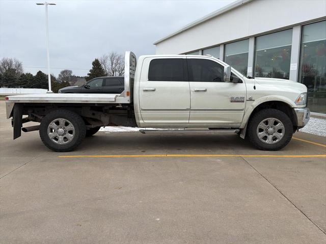 2017 RAM 3500 Laramie Crew Cab 4x4 8 Box 2017 RAM 3500 Laramie Crew Cab 4x4 8 Box
