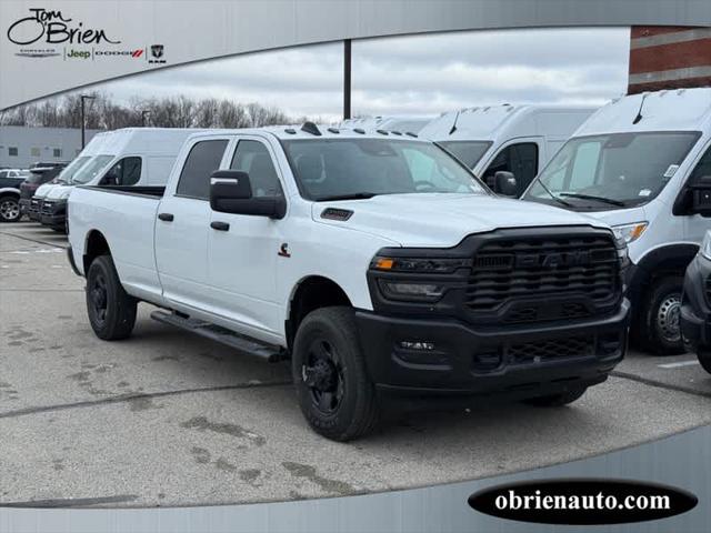 2026 RAM Ram 3500 RAM 3500 TRADESMAN CREW CAB 4X4 8 BOX