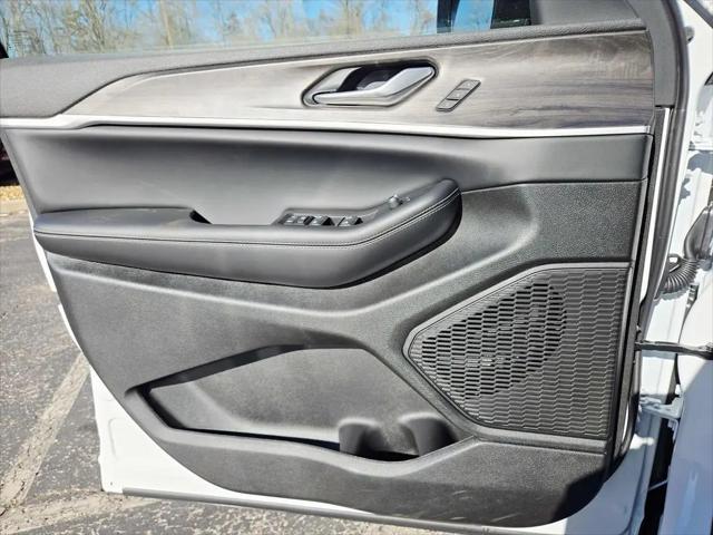 2025 Jeep Grand Cherokee L Limited 4x4