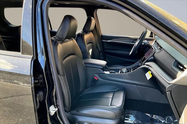 2025 Jeep Grand Cherokee L Limited 4x4