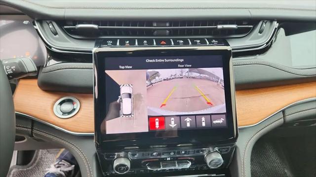 2025 Jeep Grand Cherokee L Summit Reserve 4x4