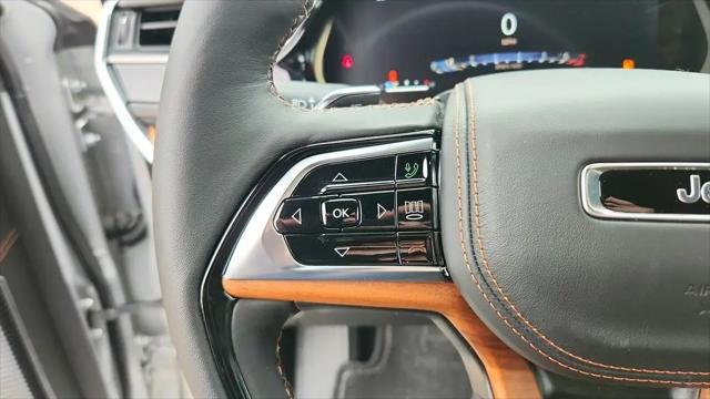 2025 Jeep Grand Cherokee L Summit Reserve 4x4