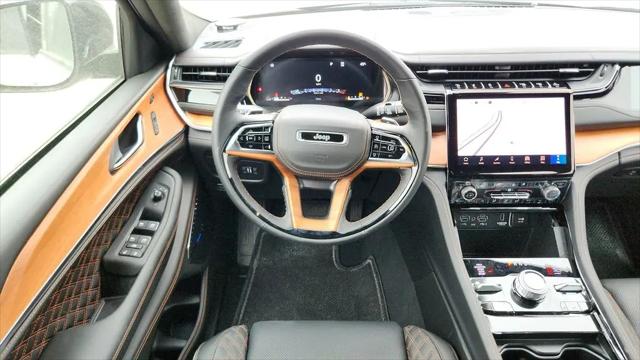 2025 Jeep Grand Cherokee L Summit Reserve 4x4
