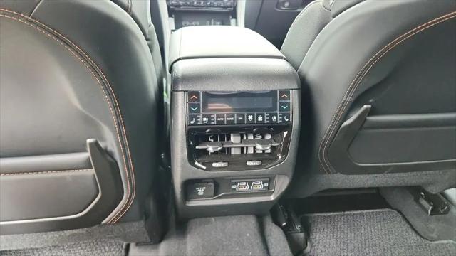 2025 Jeep Grand Cherokee L Summit Reserve 4x4