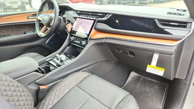 2025 Jeep Grand Cherokee L Summit Reserve 4x4