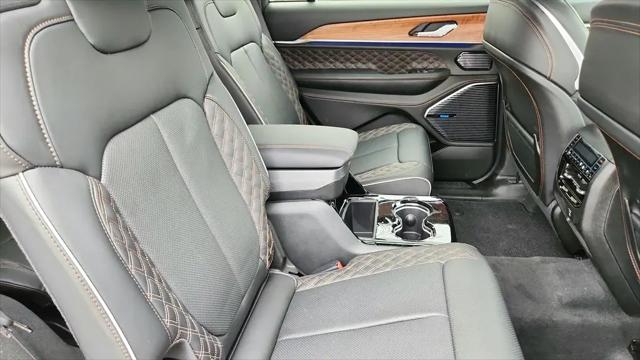 2025 Jeep Grand Cherokee L Summit Reserve 4x4