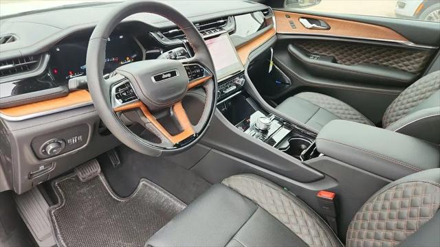 2025 Jeep Grand Cherokee L Summit Reserve 4x4