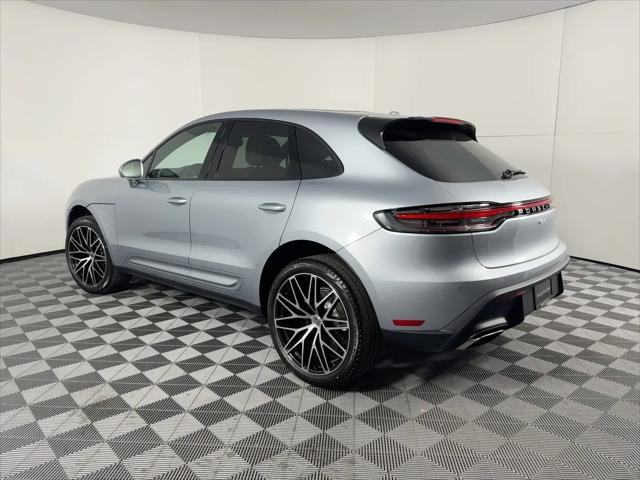 2026 Porsche Macan Macan